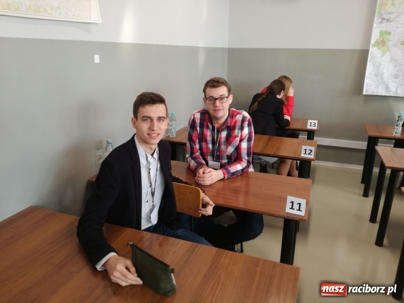 Zdjęcie w galerii na portalu naszraciborz.pl: Geodeta CKZiU nr 1 w krajowej czołówce wiadomości z regionu