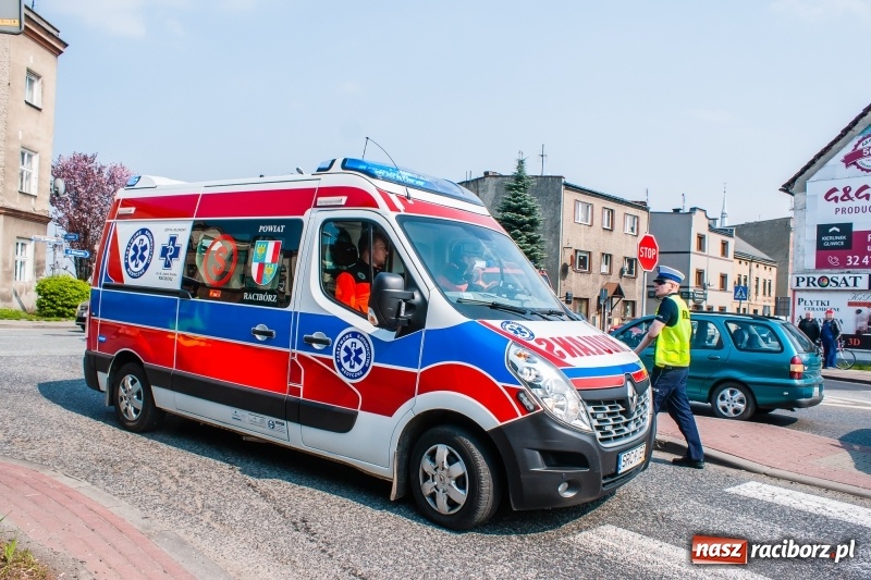 Zdjęcie w galerii na portalu naszraciborz.pl: Kolejne zdarzenie drogowe na skrzyżowaniu Głubczycka-Cegielniana-Starowiejska wiadomości z regionu