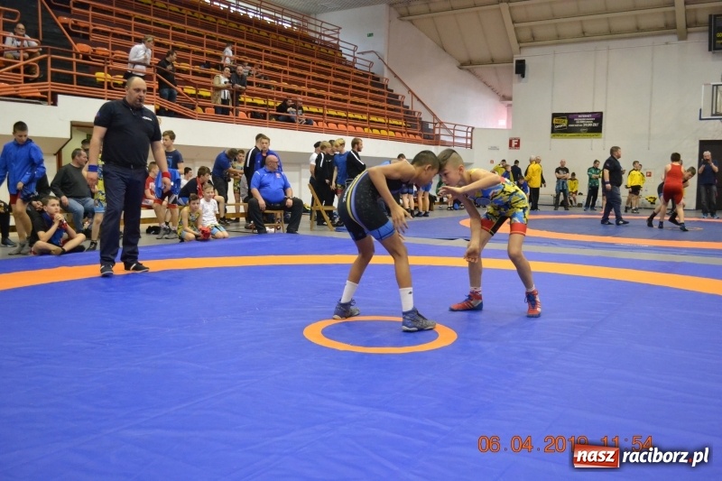 Zdjęcie w galerii na portalu naszraciborz.pl: Dominacja zapaśników Unii na Mistrzostwach Śląska młodzików i Pucharze Śląska kadetów wiadomości z regionu