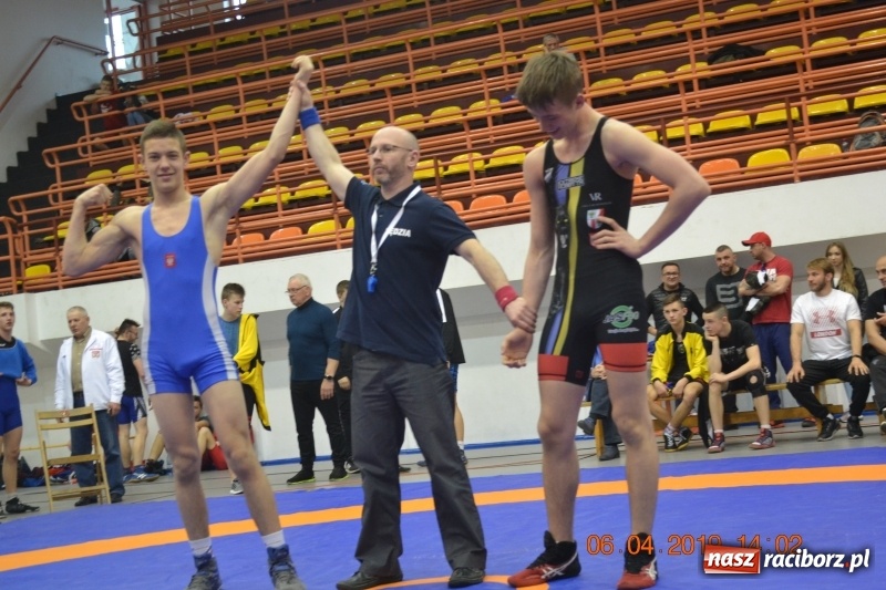 Zdjęcie w galerii na portalu naszraciborz.pl: Dominacja zapaśników Unii na Mistrzostwach Śląska młodzików i Pucharze Śląska kadetów wiadomości z regionu