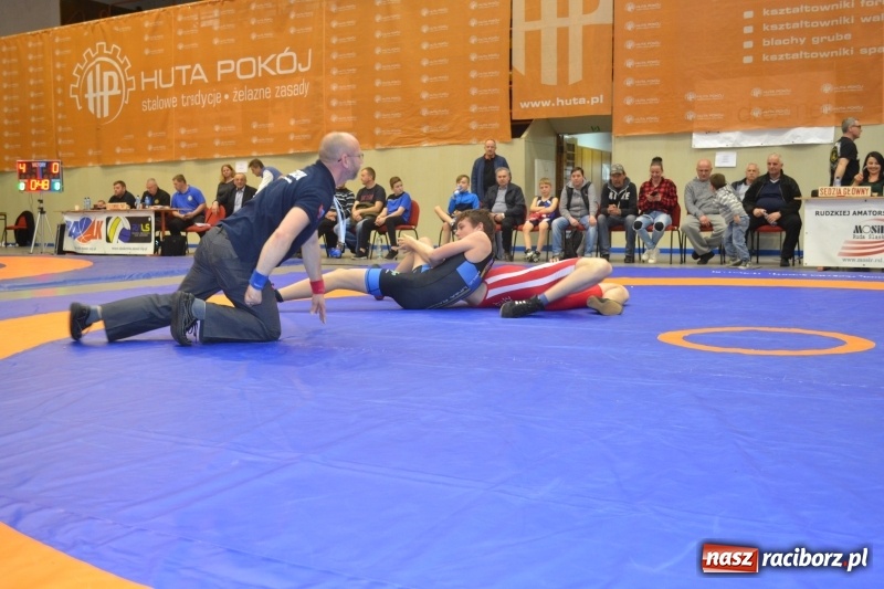 Zdjęcie w galerii na portalu naszraciborz.pl: Dominacja zapaśników Unii na Mistrzostwach Śląska młodzików i Pucharze Śląska kadetów wiadomości z regionu