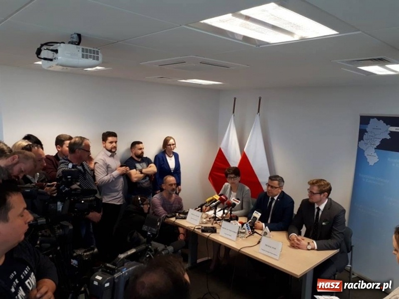 Zdjęcie w galerii na portalu naszraciborz.pl: Egzaminy gimnazjalne na Śląsku wydają się niezagrożone wiadomości z regionu