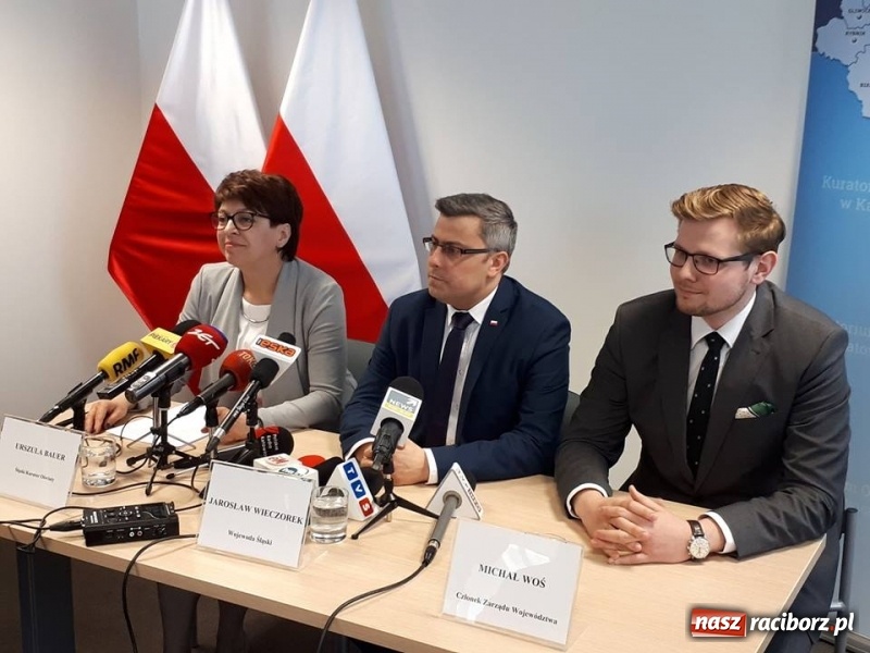 Zdjęcie w galerii na portalu naszraciborz.pl: Egzaminy gimnazjalne na Śląsku wydają się niezagrożone wiadomości z regionu