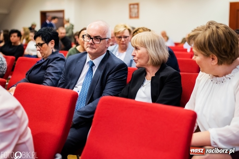 Zdjęcie w galerii na portalu naszraciborz.pl: Czepkowanie na raciborskim zamku. Drugie w historii PWSZ [FOTO i WIDEO] wiadomości z regionu