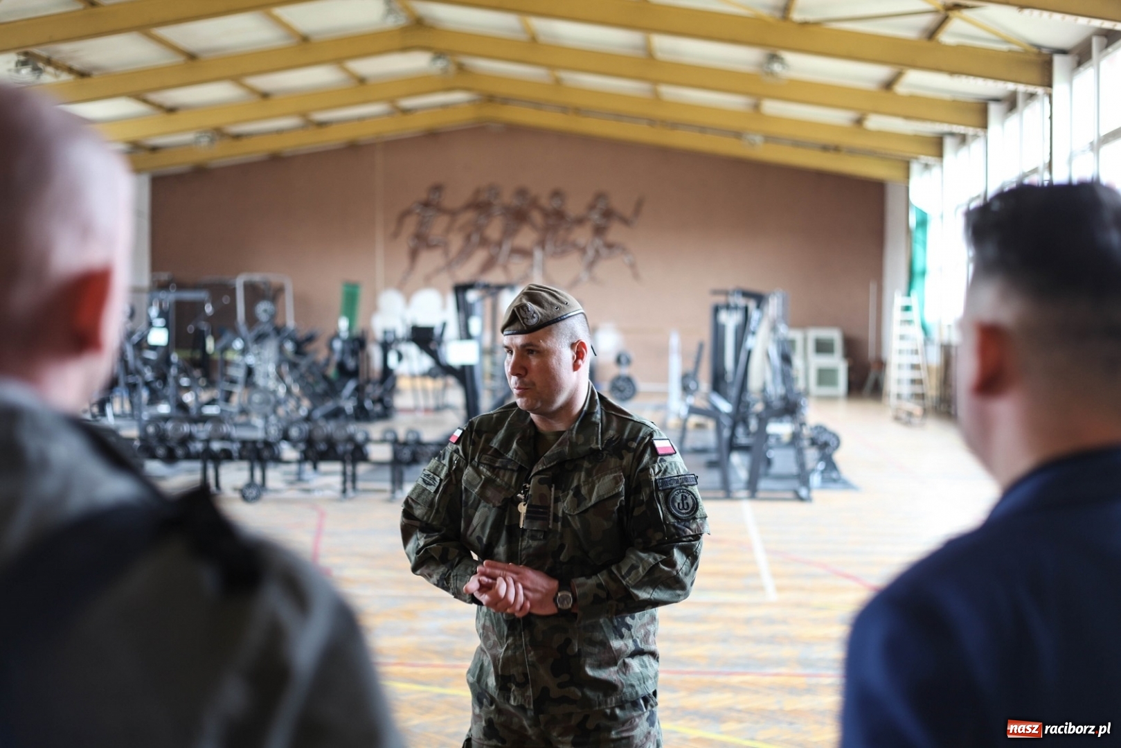 Zdjęcie w galerii na portalu naszraciborz.pl: Blisko tysiąc osób zapoznało się ze służbą w 13 ŚBOT wiadomości z regionu