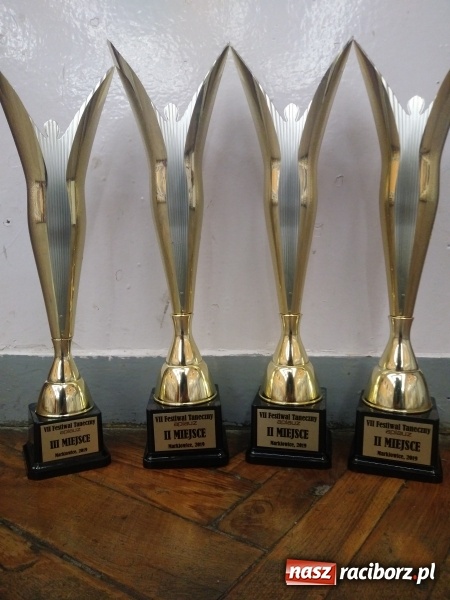 Zdjęcie w galerii na portalu naszraciborz.pl: Sukcesy tancerzy Źródła i Bajtla na Aplauzie 2019 wiadomości z regionu