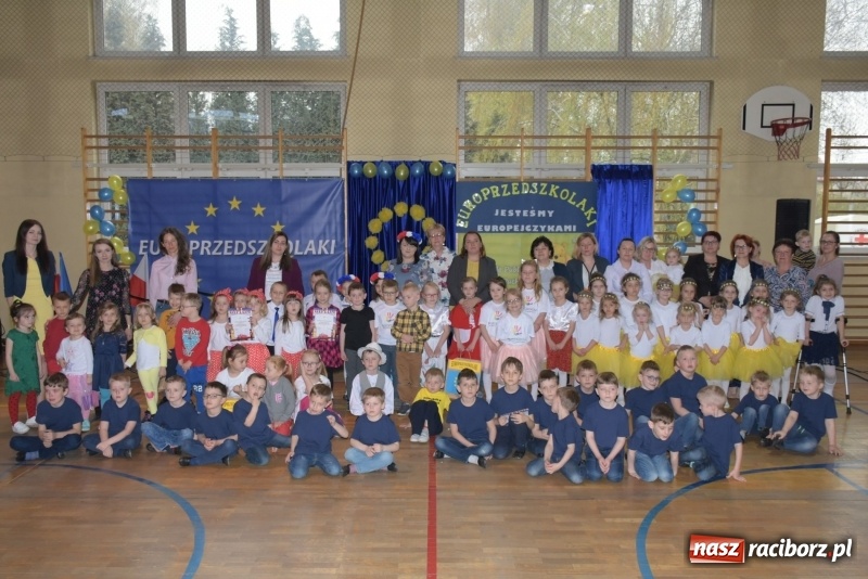 Zdjęcie w galerii na portalu naszraciborz.pl: Europrzedszkolaki w Zabełkowie [FOTO] wiadomości z regionu