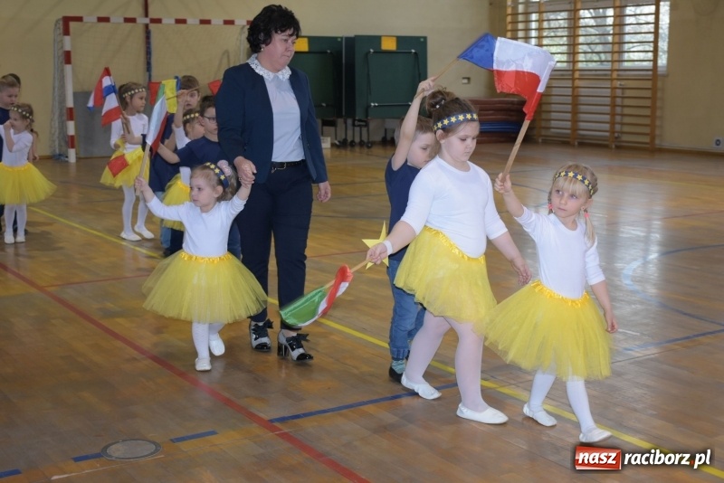 Zdjęcie w galerii na portalu naszraciborz.pl: Europrzedszkolaki w Zabełkowie [FOTO] wiadomości z regionu