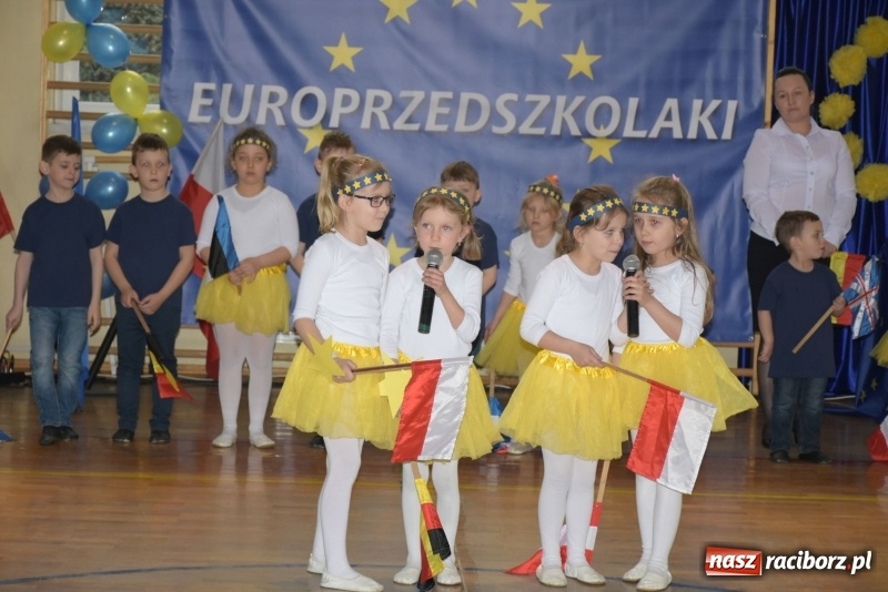 Zdjęcie w galerii na portalu naszraciborz.pl: Europrzedszkolaki w Zabełkowie [FOTO] wiadomości z regionu
