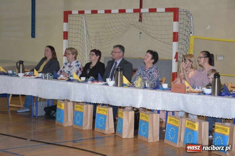 Zdjęcie w galerii na portalu naszraciborz.pl: Europrzedszkolaki w Zabełkowie [FOTO] wiadomości z regionu