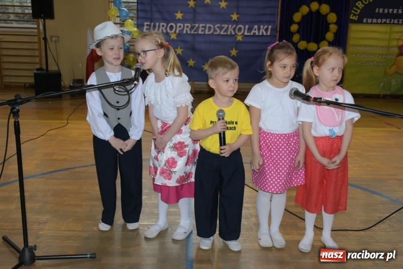 Zdjęcie w galerii na portalu naszraciborz.pl: Europrzedszkolaki w Zabełkowie [FOTO] wiadomości z regionu