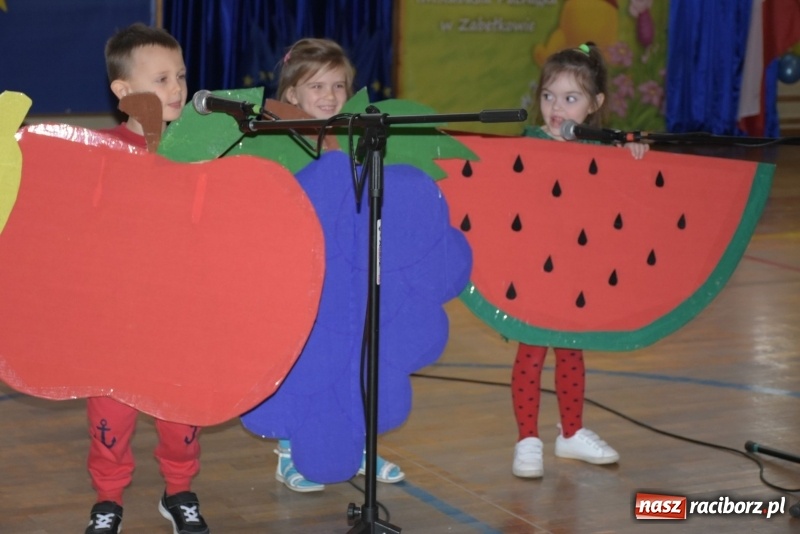 Zdjęcie w galerii na portalu naszraciborz.pl: Europrzedszkolaki w Zabełkowie [FOTO] wiadomości z regionu