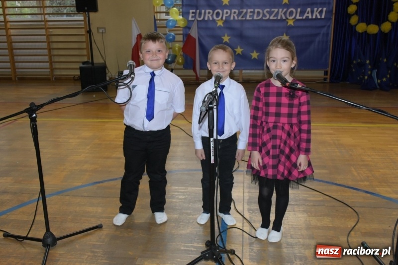 Zdjęcie w galerii na portalu naszraciborz.pl: Europrzedszkolaki w Zabełkowie [FOTO] wiadomości z regionu