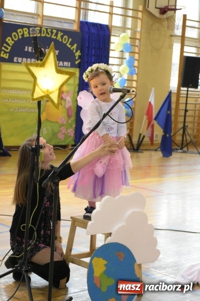 Zdjęcie w galerii na portalu naszraciborz.pl: Europrzedszkolaki w Zabełkowie [FOTO] wiadomości z regionu
