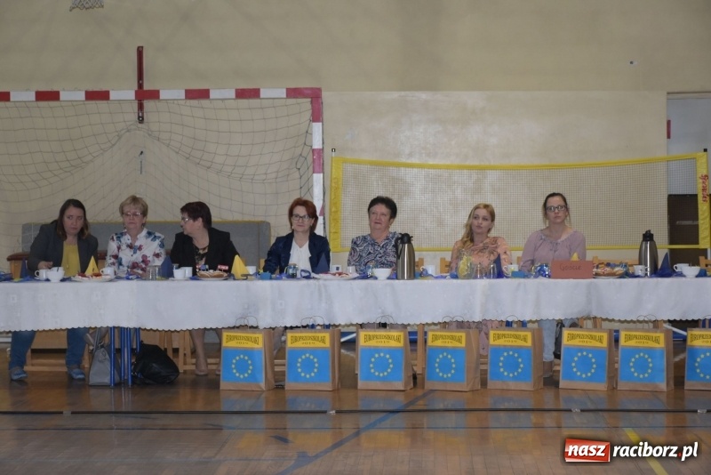 Zdjęcie w galerii na portalu naszraciborz.pl: Europrzedszkolaki w Zabełkowie [FOTO] wiadomości z regionu