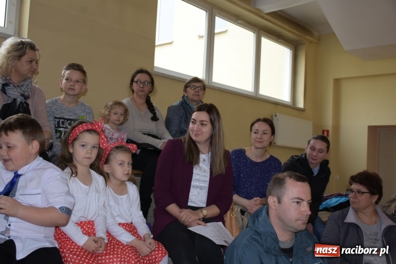 Zdjęcie w galerii na portalu naszraciborz.pl: Europrzedszkolaki w Zabełkowie [FOTO] wiadomości z regionu