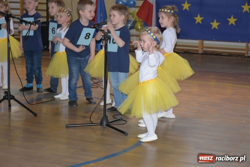 Zdjęcie w galerii na portalu naszraciborz.pl: Europrzedszkolaki w Zabełkowie [FOTO] wiadomości z regionu