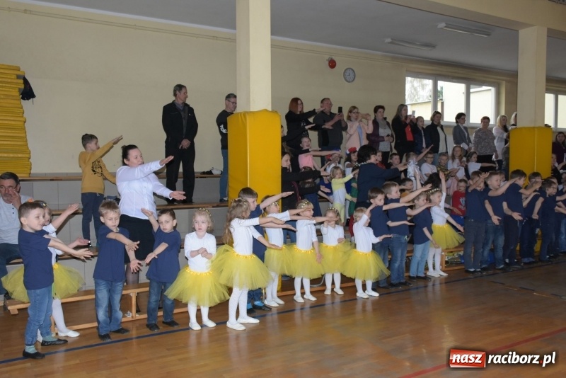 Zdjęcie w galerii na portalu naszraciborz.pl: Europrzedszkolaki w Zabełkowie [FOTO] wiadomości z regionu
