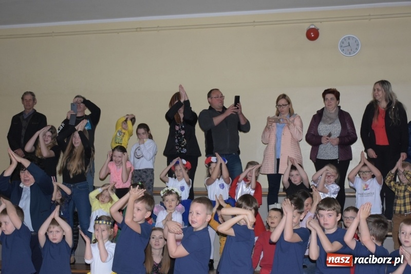 Zdjęcie w galerii na portalu naszraciborz.pl: Europrzedszkolaki w Zabełkowie [FOTO] wiadomości z regionu