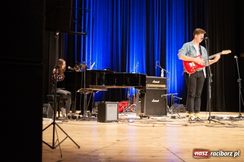 Zdjęcie w galerii na portalu naszraciborz.pl: Eliminacje do Raciborskiej Giełdy Talentów w Raciborskim Centrum Kultury wiadomości z regionu