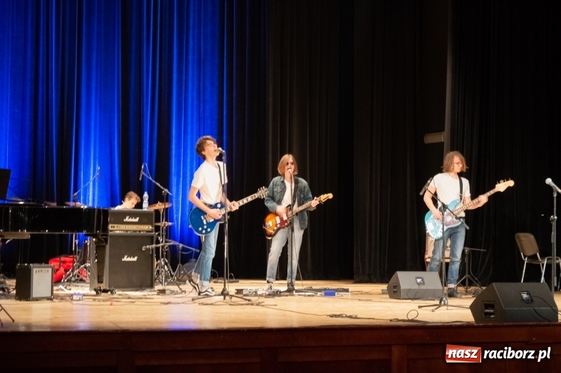 Zdjęcie w galerii na portalu naszraciborz.pl: Eliminacje do Raciborskiej Giełdy Talentów w Raciborskim Centrum Kultury wiadomości z regionu