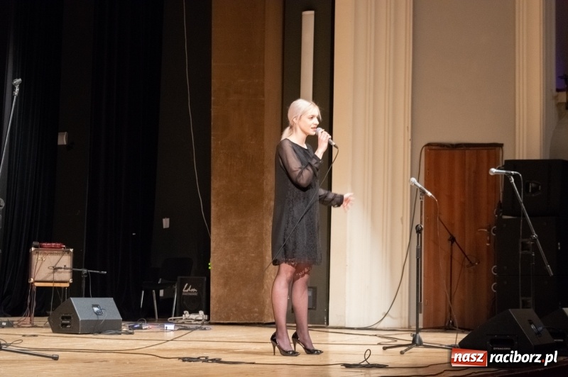 Zdjęcie w galerii na portalu naszraciborz.pl: Eliminacje do Raciborskiej Giełdy Talentów w Raciborskim Centrum Kultury wiadomości z regionu