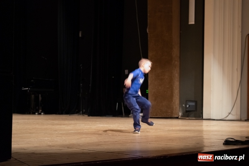 Zdjęcie w galerii na portalu naszraciborz.pl: Eliminacje do Raciborskiej Giełdy Talentów w Raciborskim Centrum Kultury wiadomości z regionu