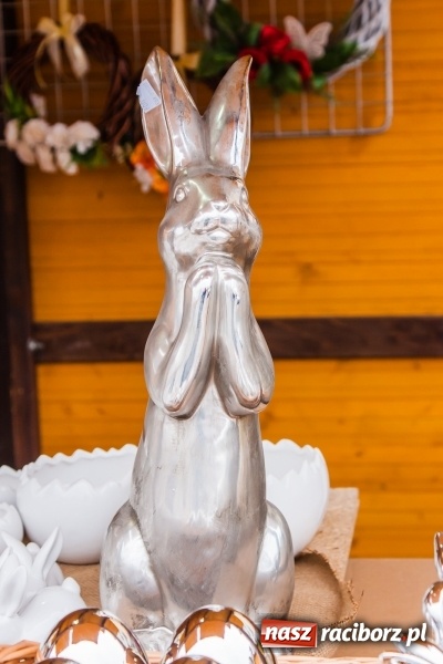 Zdjęcie w galerii na portalu naszraciborz.pl: Na Rynku rozpoczął się raciborski Jarmark Wielkanocny. Potrwa do niedzieli wiadomości z regionu