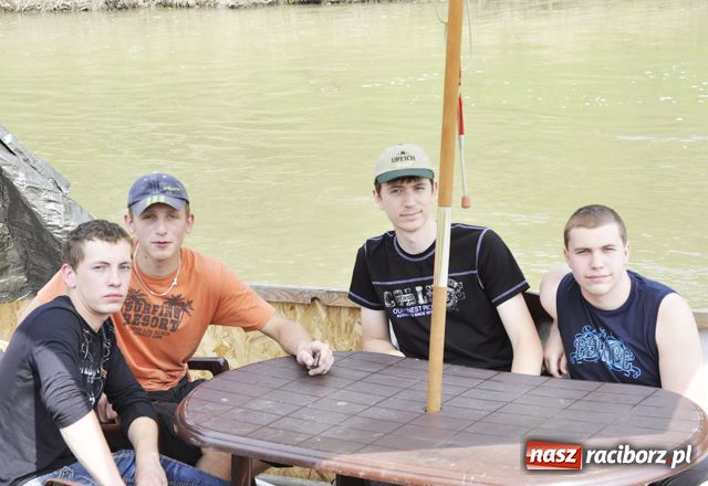 Zdjęcie w galerii na portalu naszraciborz.pl: Pływadło na PROTEST wiadomości z regionu