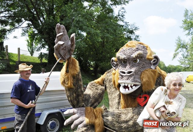 Zdjęcie w galerii na portalu naszraciborz.pl: Pływadło na PROTEST wiadomości z regionu