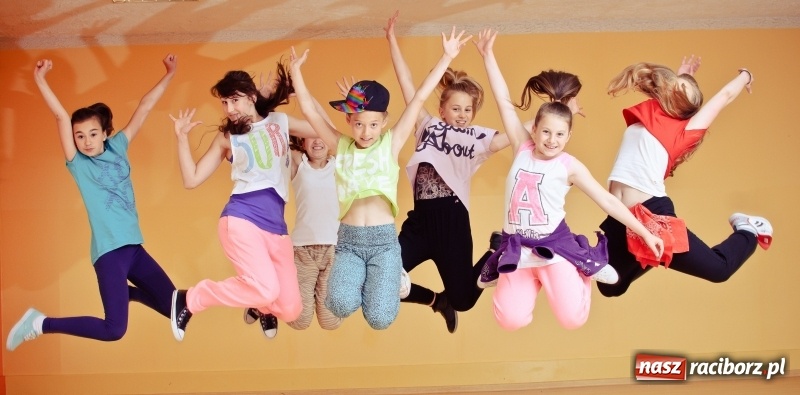 Zdjęcie w galerii na portalu naszraciborz.pl: Wystartowały zapisy na obóz ART CAMP „ZIELONE WZGÓRZE” wiadomości z regionu