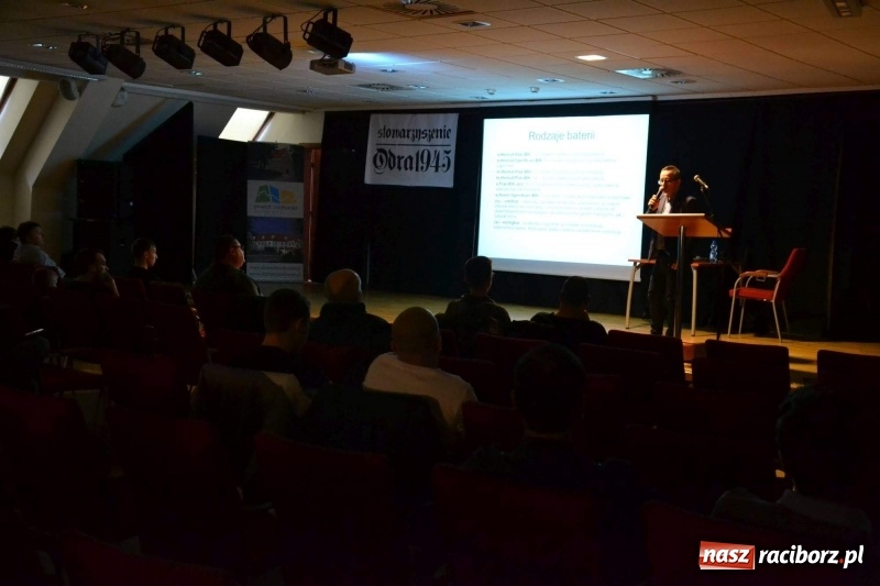 Zdjęcie w galerii na portalu naszraciborz.pl: Prelekcja Tomasza Zamysłowskiego na Zamku Piastowskim  wiadomości z regionu