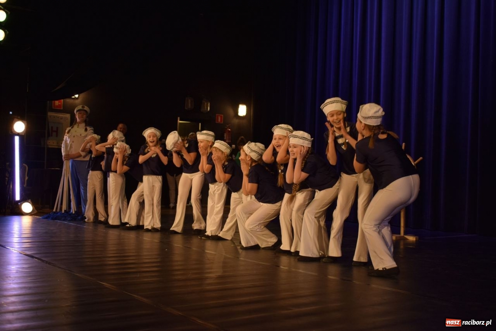 Zdjęcie w galerii na portalu naszraciborz.pl: Małe formy taneczne królowały w Kuźni Raciborskiej  wiadomości z regionu