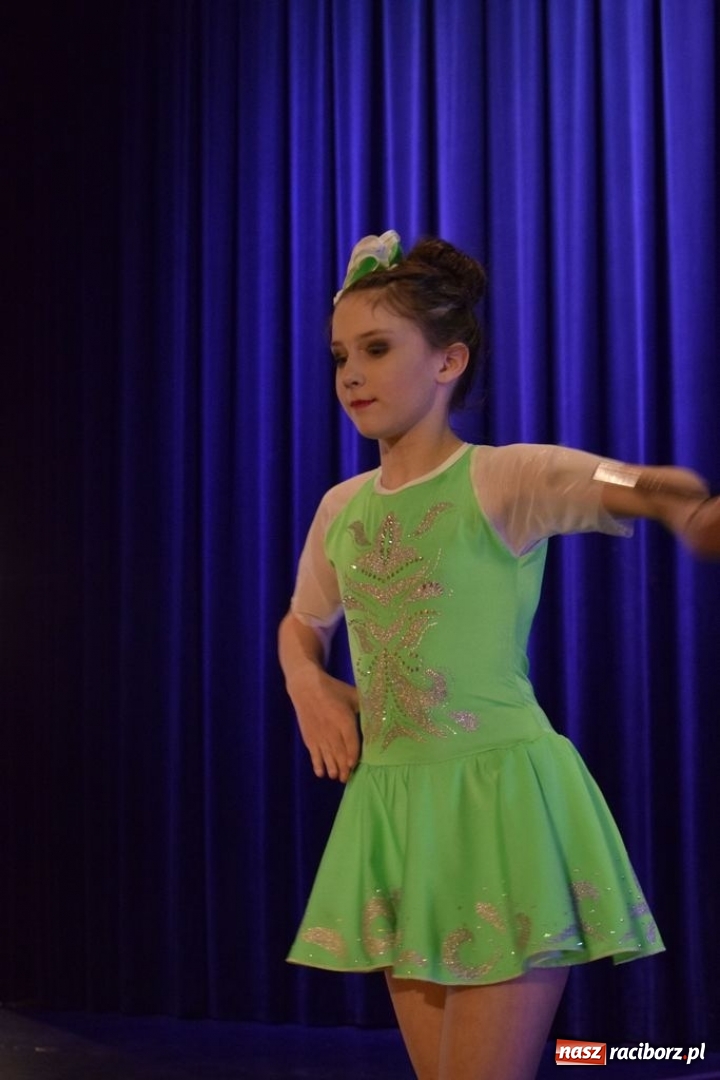 Zdjęcie w galerii na portalu naszraciborz.pl: Małe formy taneczne królowały w Kuźni Raciborskiej  wiadomości z regionu
