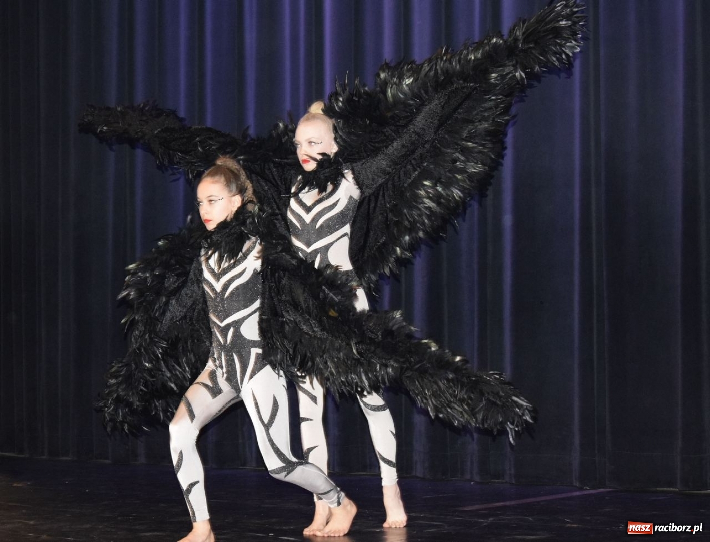 Zdjęcie w galerii na portalu naszraciborz.pl: Małe formy taneczne królowały w Kuźni Raciborskiej  wiadomości z regionu