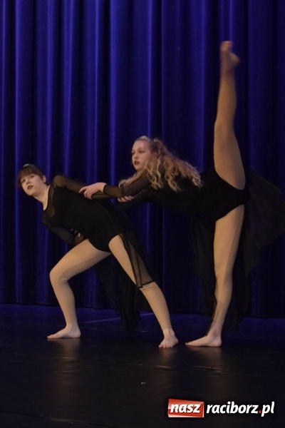 Zdjęcie w galerii na portalu naszraciborz.pl: Małe formy taneczne królowały w Kuźni Raciborskiej  wiadomości z regionu