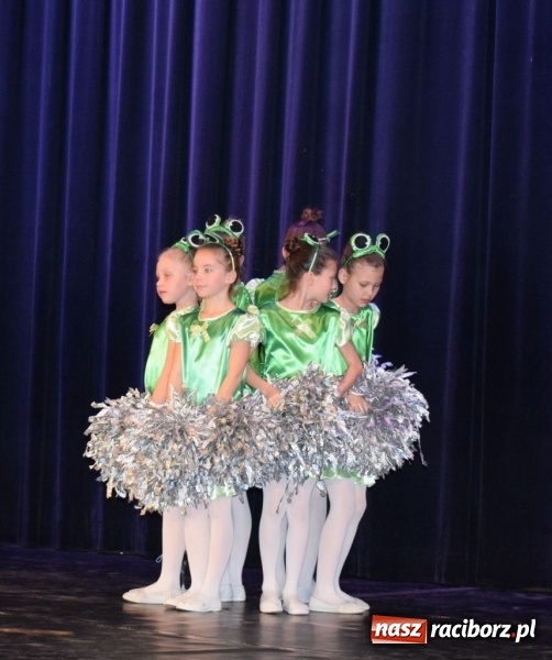 Zdjęcie w galerii na portalu naszraciborz.pl: Małe formy taneczne królowały w Kuźni Raciborskiej  wiadomości z regionu