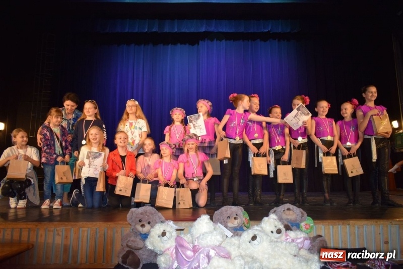Zdjęcie w galerii na portalu naszraciborz.pl: Małe formy taneczne królowały w Kuźni Raciborskiej  wiadomości z regionu