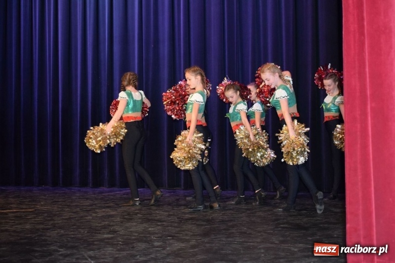 Zdjęcie w galerii na portalu naszraciborz.pl: Małe formy taneczne królowały w Kuźni Raciborskiej  wiadomości z regionu