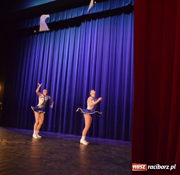 Zdjęcie w galerii na portalu naszraciborz.pl: Małe formy taneczne królowały w Kuźni Raciborskiej  wiadomości z regionu