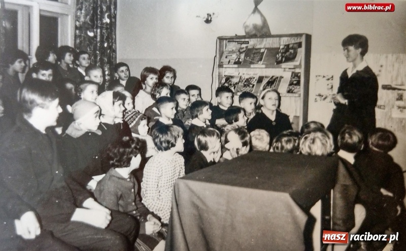 Zdjęcie w galerii na portalu naszraciborz.pl: Magiczne lata 60. i 70. w Raciborzu. Rozpoznacie się na zdjęciach?  wiadomości z regionu