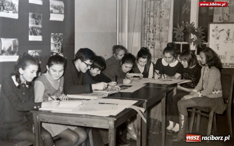 Zdjęcie w galerii na portalu naszraciborz.pl: Magiczne lata 60. i 70. w Raciborzu. Rozpoznacie się na zdjęciach?  wiadomości z regionu