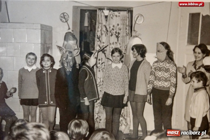 Zdjęcie w galerii na portalu naszraciborz.pl: Magiczne lata 60. i 70. w Raciborzu. Rozpoznacie się na zdjęciach?  wiadomości z regionu