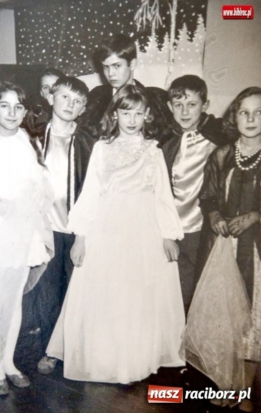 Zdjęcie w galerii na portalu naszraciborz.pl: Magiczne lata 60. i 70. w Raciborzu. Rozpoznacie się na zdjęciach?  wiadomości z regionu