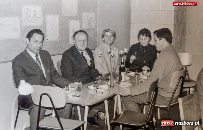 Zdjęcie w galerii na portalu naszraciborz.pl: Magiczne lata 60. i 70. w Raciborzu. Rozpoznacie się na zdjęciach?  wiadomości z regionu
