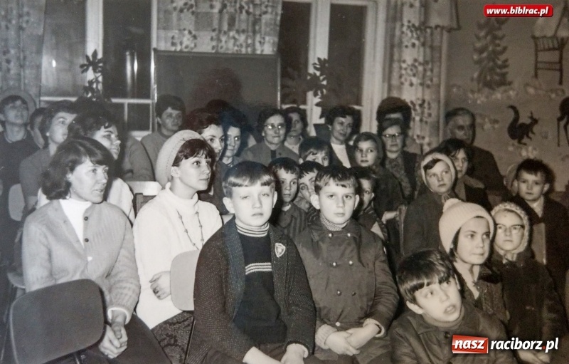 Zdjęcie w galerii na portalu naszraciborz.pl: Magiczne lata 60. i 70. w Raciborzu. Rozpoznacie się na zdjęciach?  wiadomości z regionu