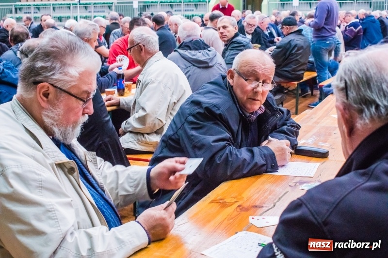 Zdjęcie w galerii na portalu naszraciborz.pl: Miłośnicy skata rywalizowali w Arenie Rafako wiadomości z regionu