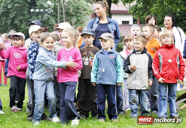Zdjęcie w galerii na portalu naszraciborz.pl: Noc Świętojańska pod zamkiem wiadomości z regionu