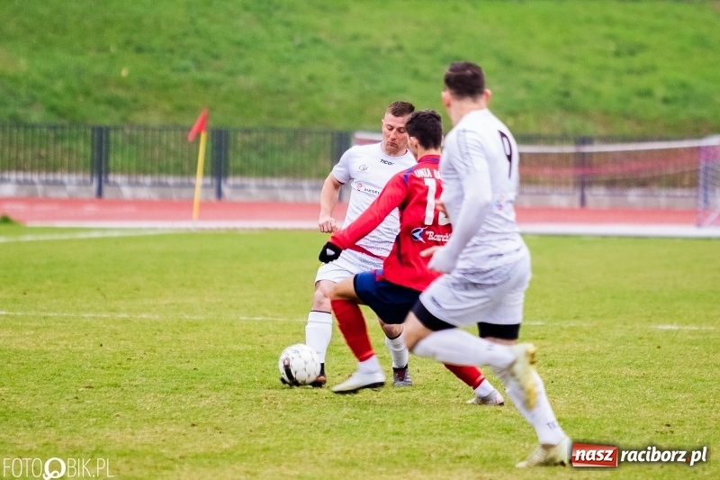 Zdjęcie w galerii na portalu naszraciborz.pl: Raciborska Unia wreszcie zwycięska wiadomości z regionu
