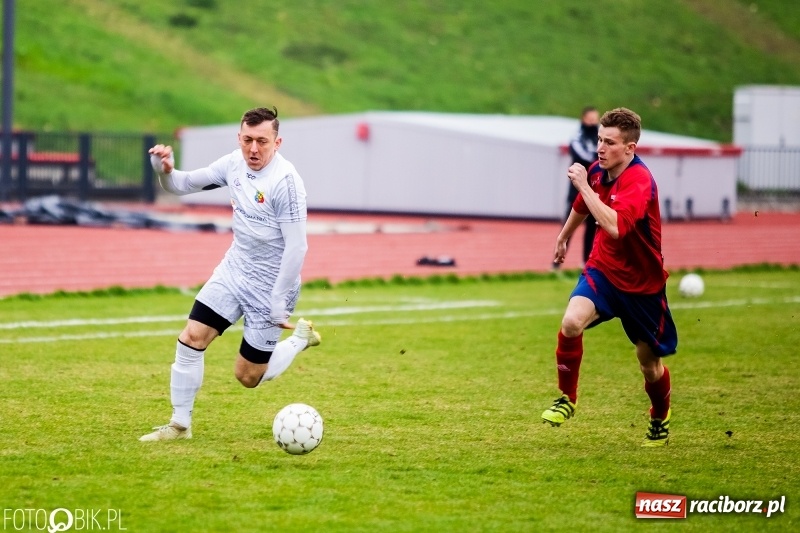 Zdjęcie w galerii na portalu naszraciborz.pl: Raciborska Unia wreszcie zwycięska wiadomości z regionu